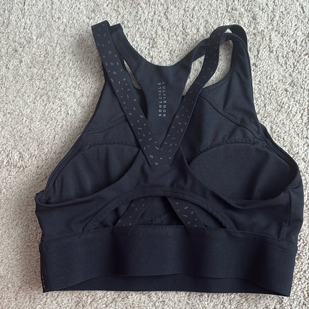 Soulcycle Lululemon black sports bra size XS